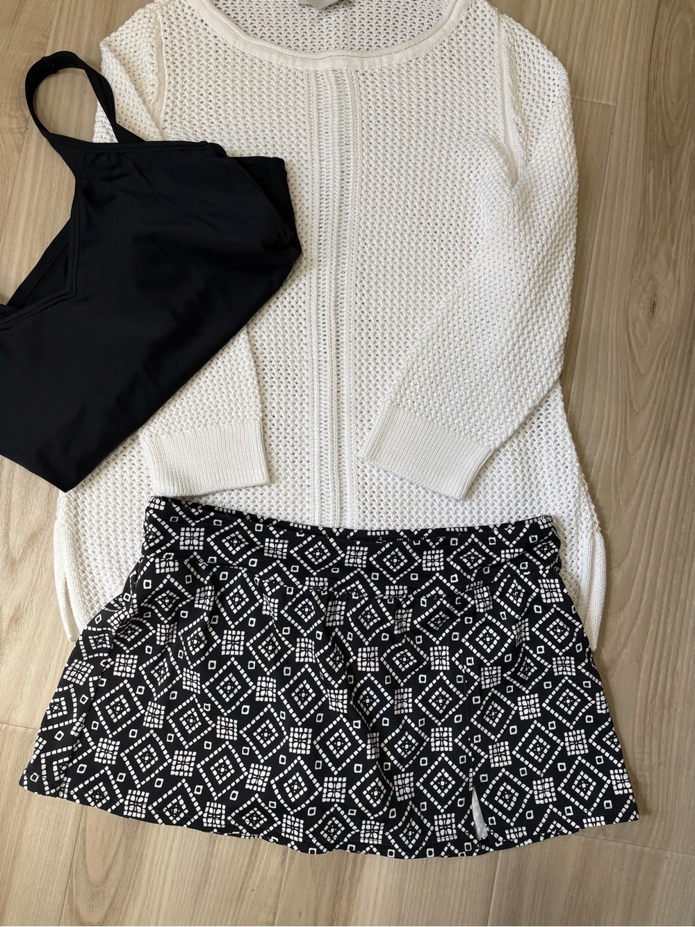 White House Black Market White Open Crochet Knit Cover-up/Pullover Sweater Sz M - Picture 3 of 9